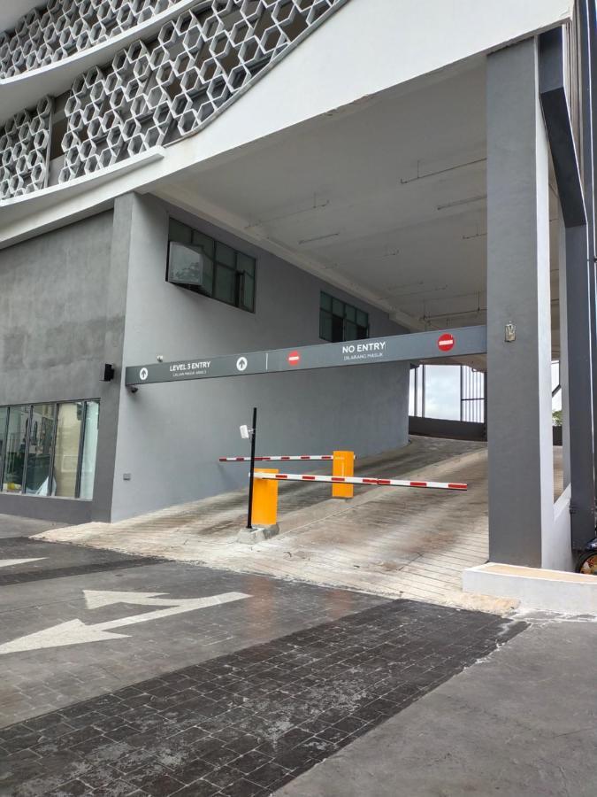 Cmk Troika Apartmen#free Netflix *