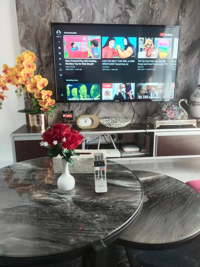 Apartment Cmk Troika Apartmen#free Netflix